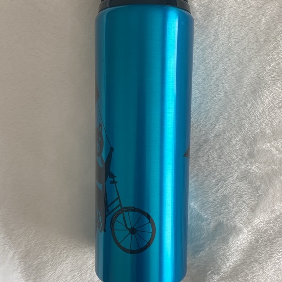 Blue Whole Foods Market TMAW 2021 water bottle - Picture 5 of 17